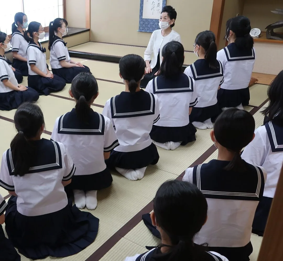 中学１年 道徳 礼法 | 豊島岡女子学園 中学校・高等学校